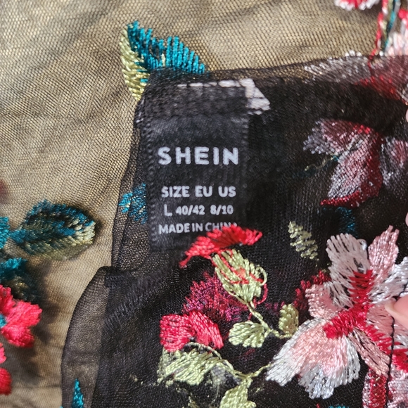 NWOT ✅️ Ruffle Cuff Embroidery Sheer Top - Picture 7 of 9